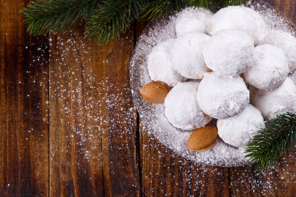 Traditional Snowball Cookies